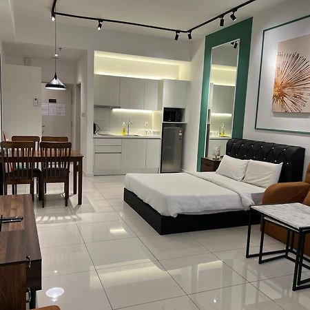Chambers Residence Klcc By Purple Orchid Kuala Lumpur Esterno foto