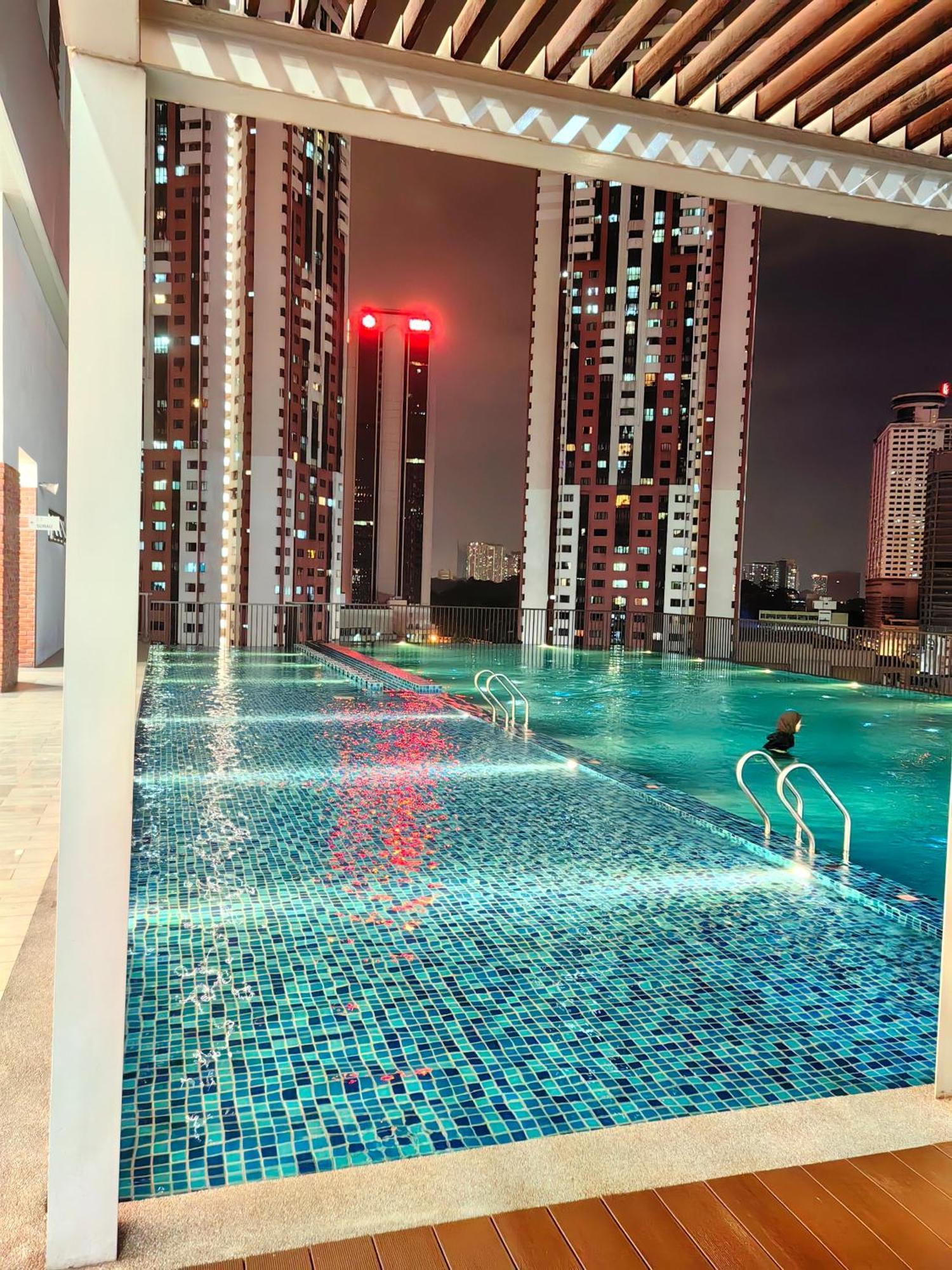Chambers Residence Klcc By Purple Orchid Kuala Lumpur Esterno foto