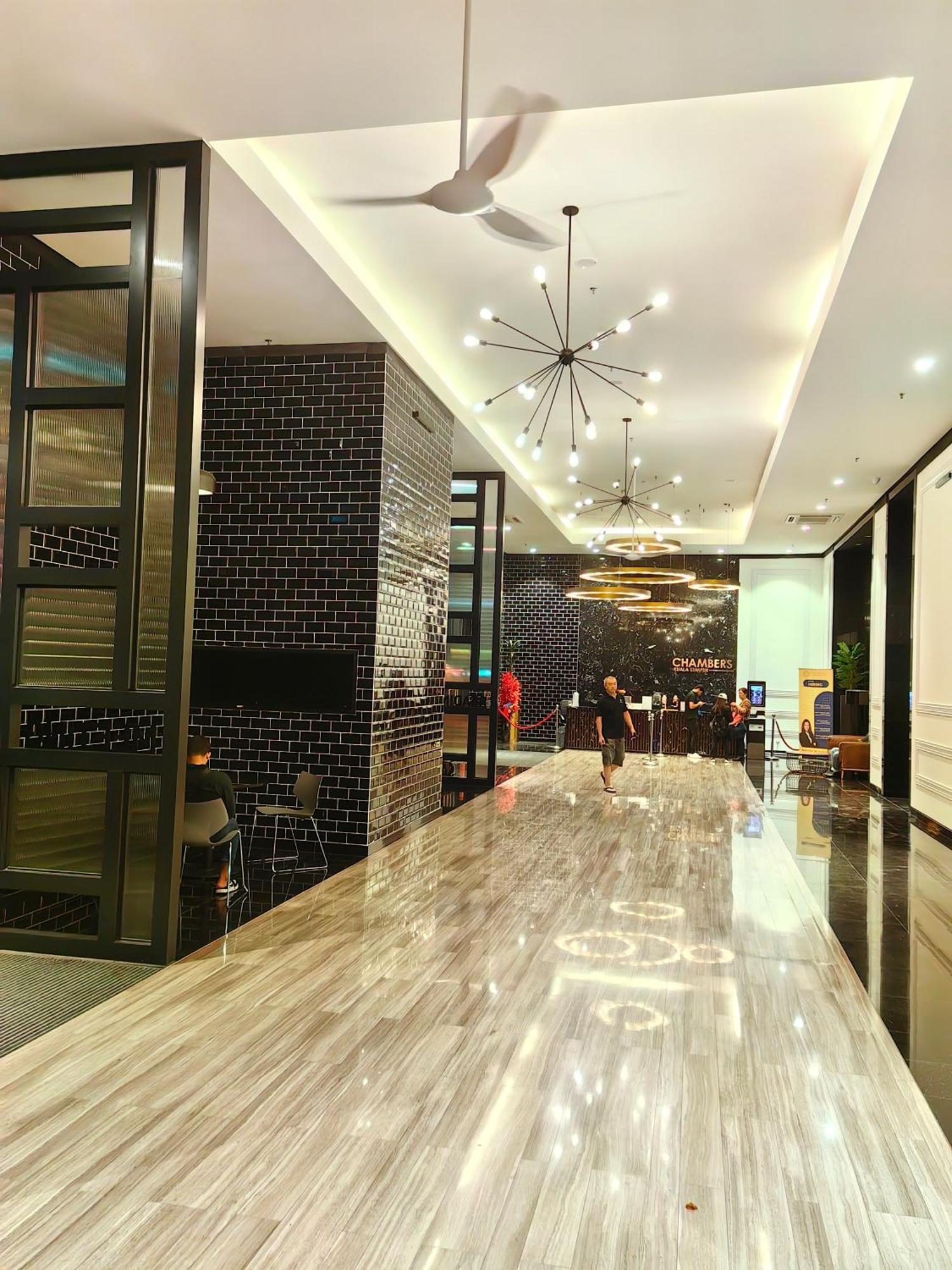 Chambers Residence Klcc By Purple Orchid Kuala Lumpur Esterno foto